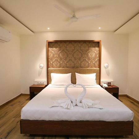Hotel Shubham Palace 海得拉巴 外观 照片