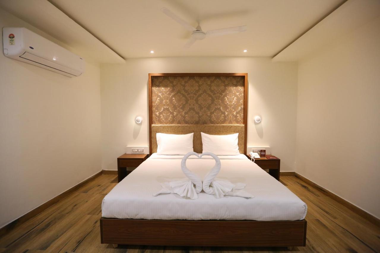 Hotel Shubham Palace 海得拉巴 外观 照片